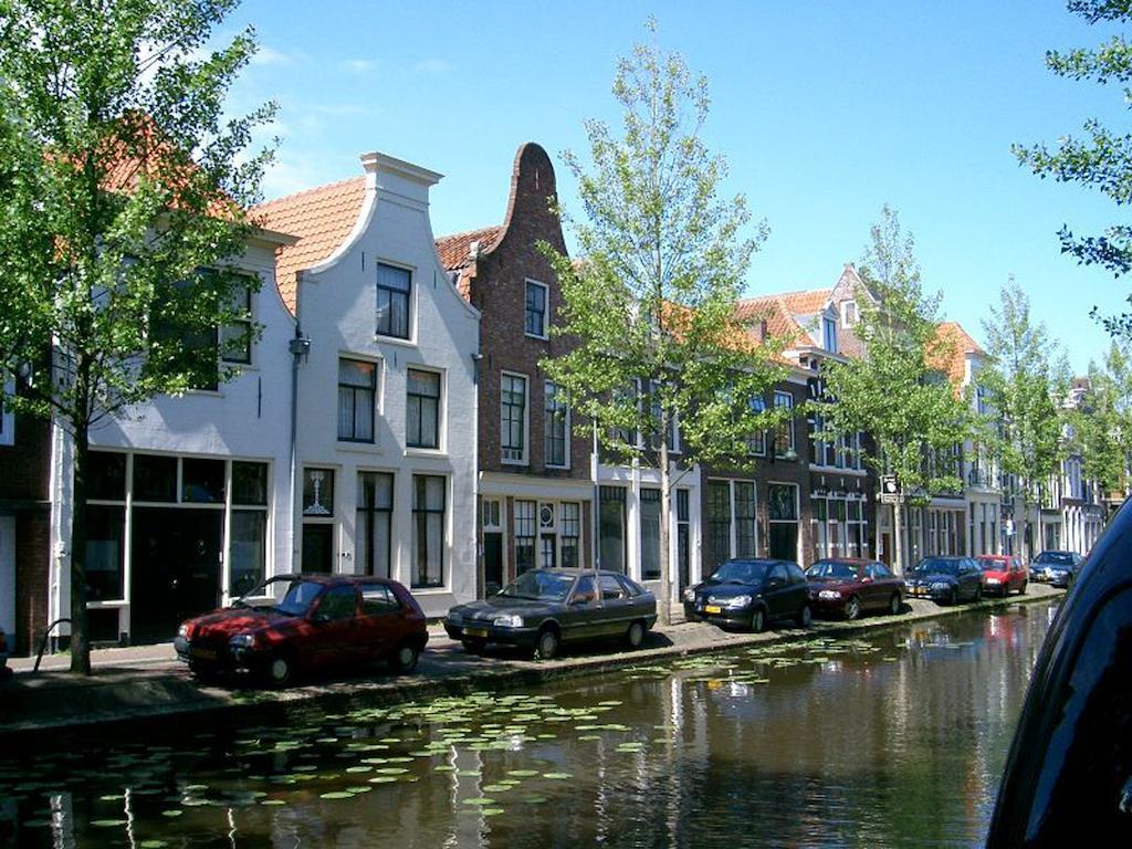 B&B De Kamer Hiernaast Gouda Exterior foto