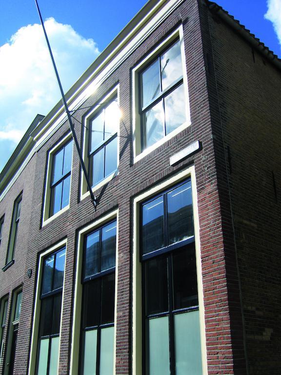 B&B De Kamer Hiernaast Gouda Exterior foto